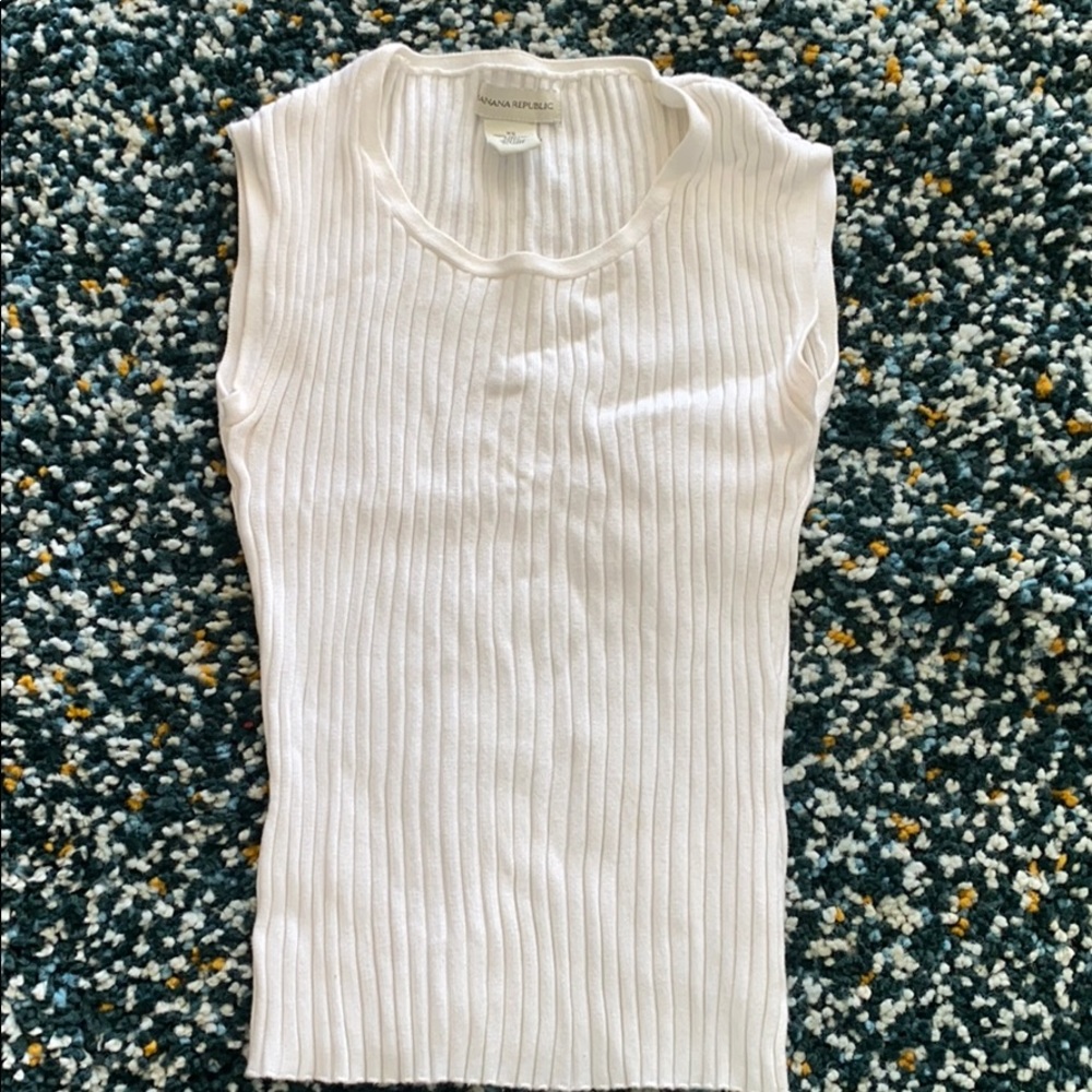 White top perfect for fall